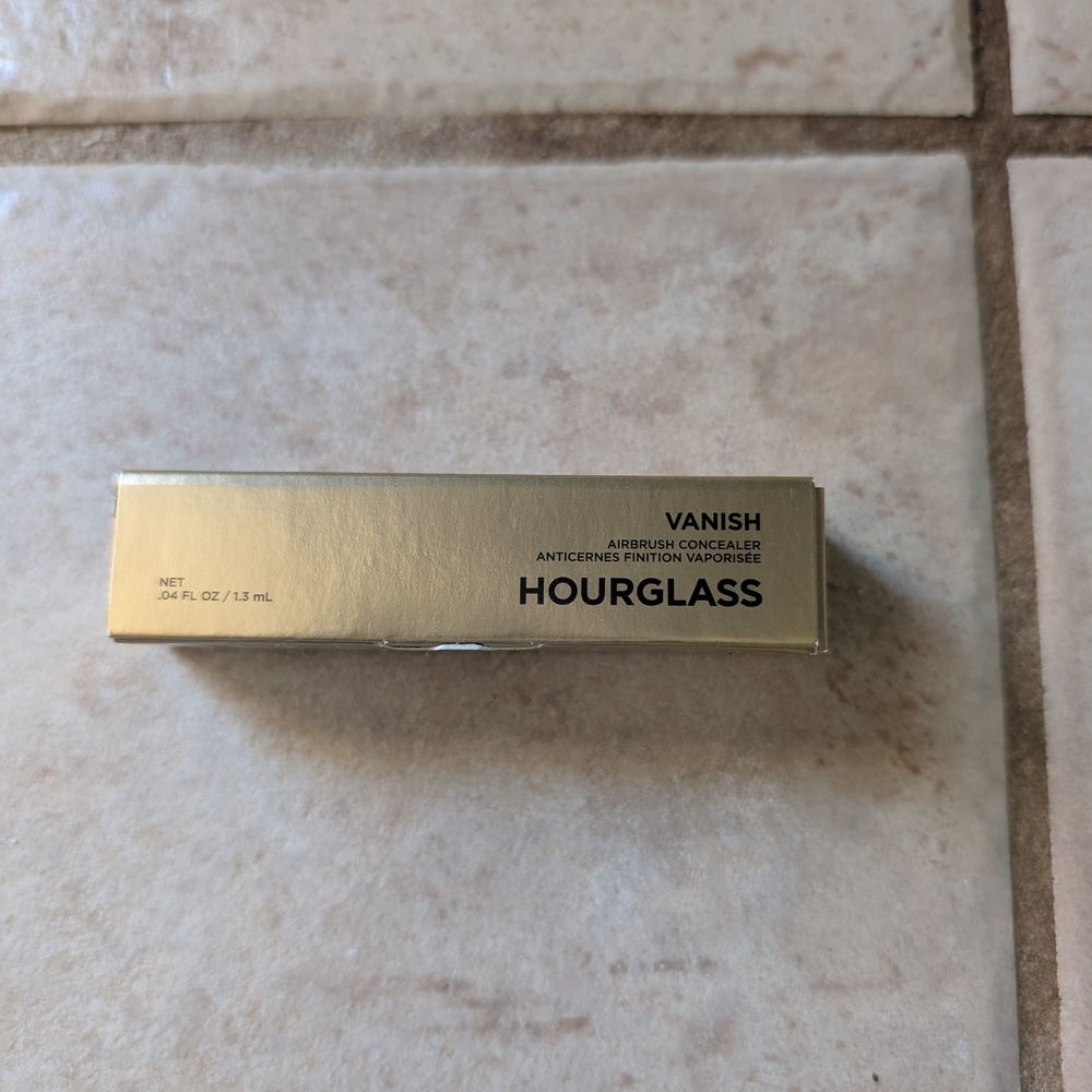 Hourglass Vanish Concealer in Gold Packaging